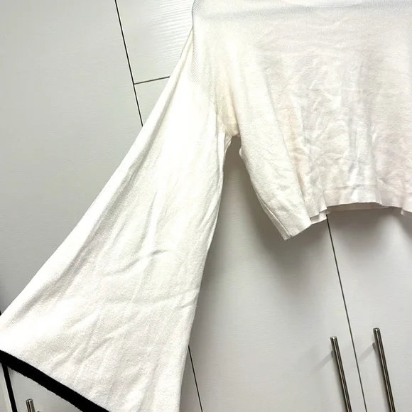 Top - Picture 2 of 2